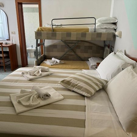 Hotel Villa Caterina Rimini Dış mekan fotoğraf