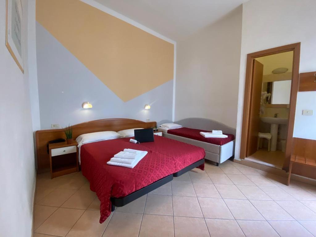 Hotel Villa Caterina Rimini Dış mekan fotoğraf