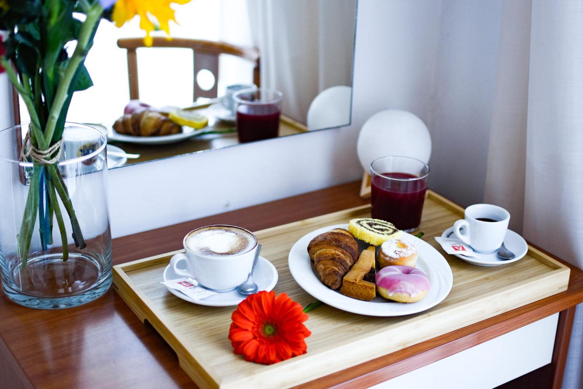Hotel Villa Caterina Rimini Dış mekan fotoğraf